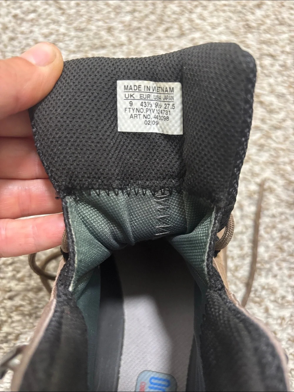 Salomon Gortex Hiking boots 9.5